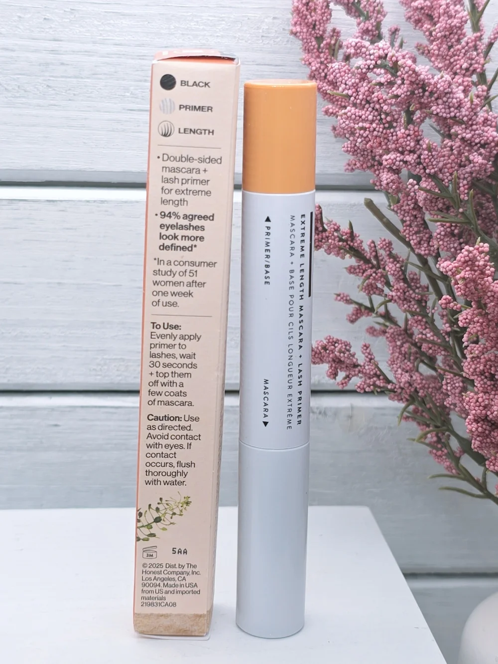 Honest Beauty Mascara + Lash Primer in Black